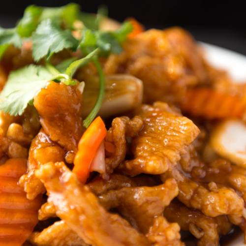 25. 酸甜猪肉/鸡肉 Sweet Sour Pork/Chicken