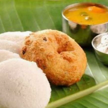 Idly & Vada (2 Pcs each)