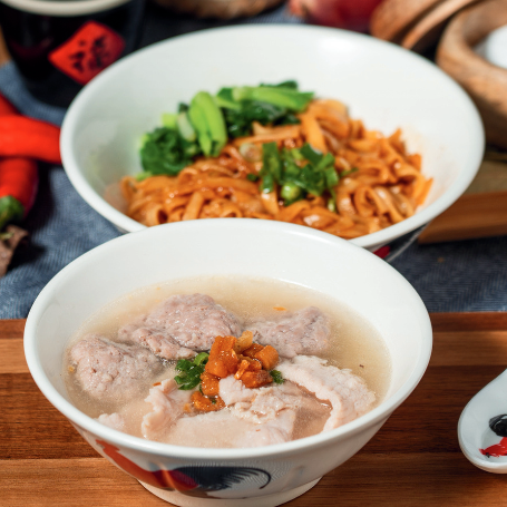 N2. Pork Noodle (Dry) 猪肉粉（干捞）