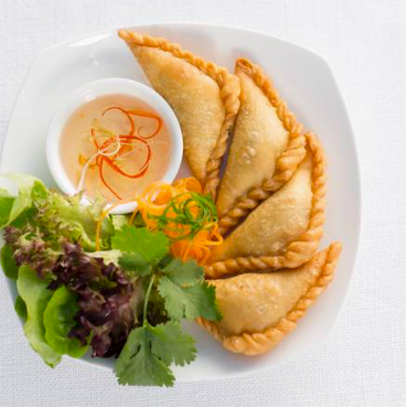 Vegetarian Curry Puffs (4 Pcs)