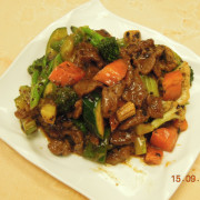83. Beef in Black Bean Sauce <br> 豉椒牛肉