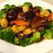 155. Double Mushroom With Vegetable 双菇扒菜胆
