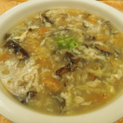 16. Chicken &amp; Fish Maw Soup <br> 鸡丝鱼肚羹