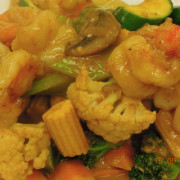 76. Satay Prawn <br> 沙爹虾球