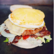 Deluxe Burger