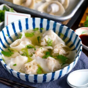 Homemade Pork and Chinese Spinach Wonton Soup (8 Pcs)
